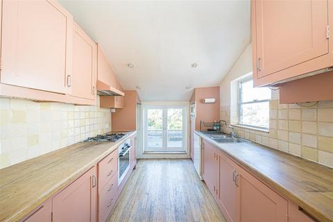 3 bedroom house for sale, St. Margarets Grove, St Margarets Village