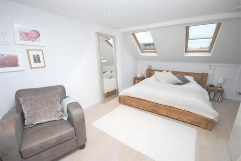 4 bedroom house to rent, Grimwood Road, Twickenham