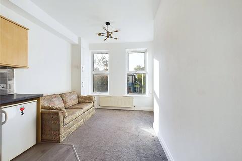 1 bedroom apartment to rent, Heath Road, Twickenham