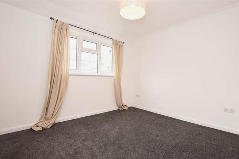 1 bedroom terraced house to rent, Windmill Road, Hampton Hill