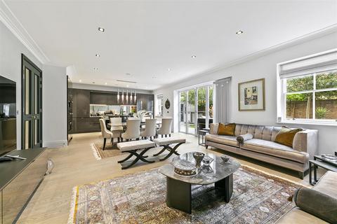 undefined, Egerton Drive, Isleworth