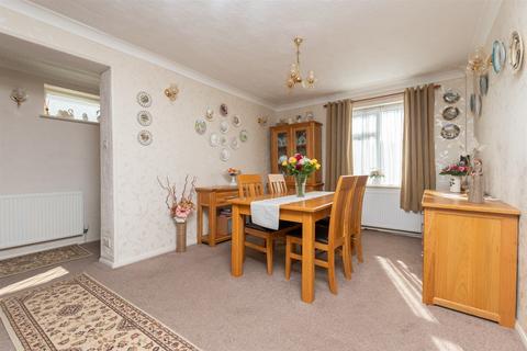 3 bedroom semi-detached house for sale, Northumberland Way, Erith, Kent