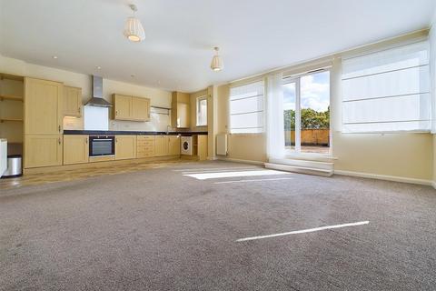 2 bedroom penthouse to rent, Worton Road, Old Isleworth