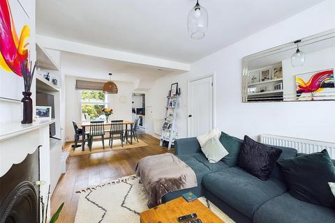 undefined, Thornbury Road, Isleworth