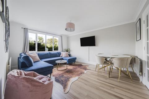 2 bedroom apartment for sale, Candler Mews, Twickenham