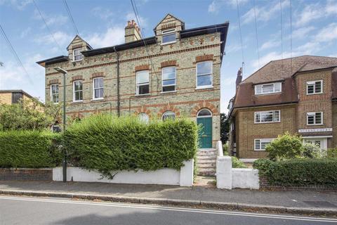 1 bedroom apartment for sale, Queens Road, Twickenham