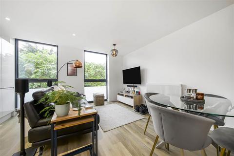 2 bedroom apartment for sale, Holly Road, Twickenham