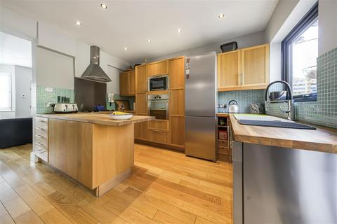 59 Mereway Road, Twickenham, TW2 6RF