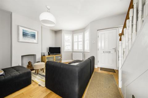 59 Mereway Road, Twickenham, TW2 6RF