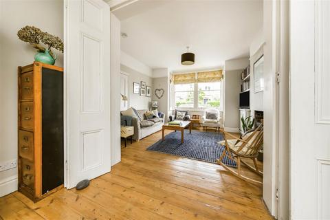 46 Bonser Road, Twickenham, TW1 4RG