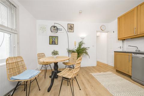 2 bedroom apartment for sale, Kneller Road, Twickenham