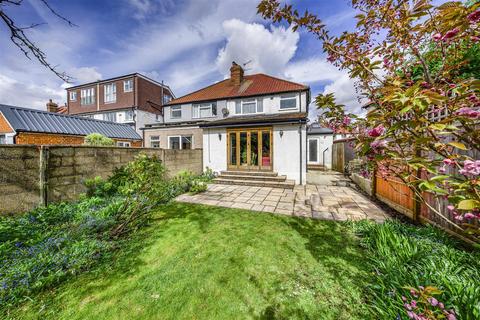35 Chudleigh Road, Twickenham, TW2 7QP