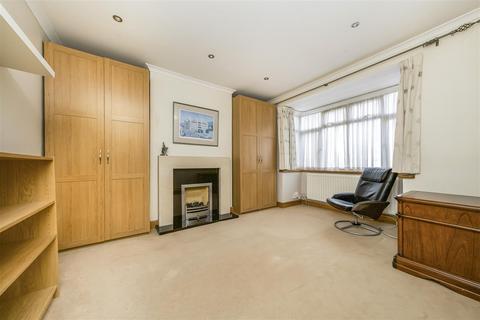 35 Chudleigh Road, Twickenham, TW2 7QP