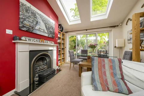 4 bedroom semi-detached house for sale, St. Vincent Road, Twickenham