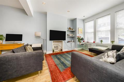 30 Whitton Road, Twickenham, TW1 1BJ