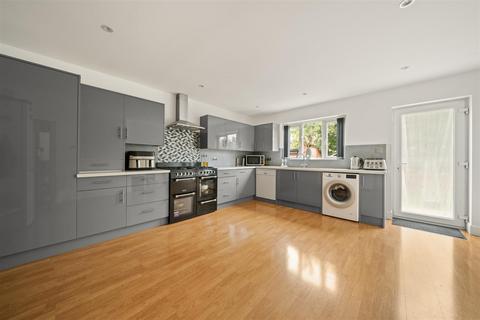 6 bedroom semi-detached house for sale, Staines Road, Twickenham