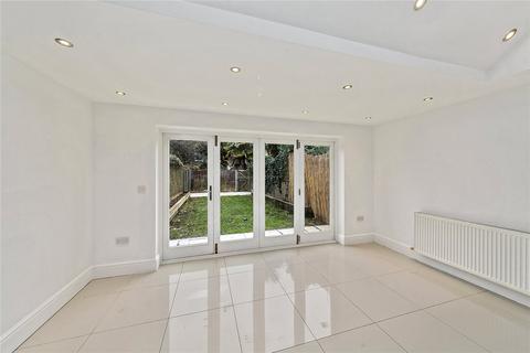 4 bedroom terraced house for sale, Latham Road, Twickenham