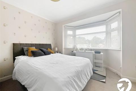 2 bedroom terraced house for sale, St. Leonards Avenue, Chatham, ME4