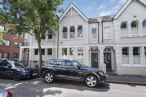 4 Cornwall Road, Twickenham, TW1 3LS