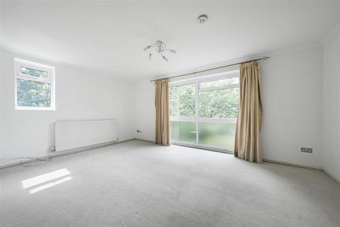 2 bedroom apartment for sale, Greystones, Twickenham