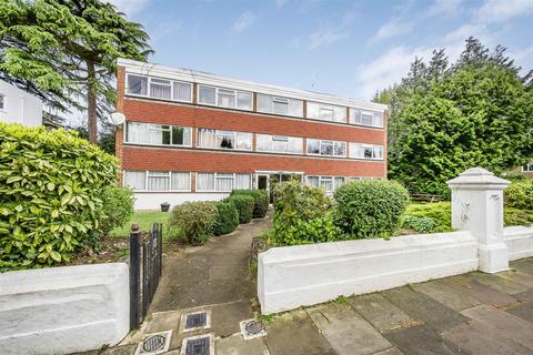 2 bedroom apartment for sale, Rutland Court, Twickenham