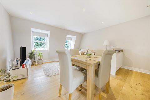 1 bedroom apartment for sale, The Green, Twickenham