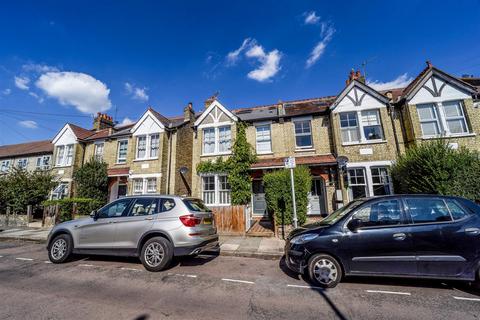 2 bedroom maisonette to rent, Kenley Road, St Margarets