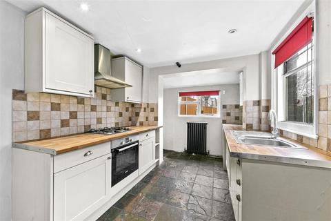 84 Queens Road, Feltham, TW13 5AR