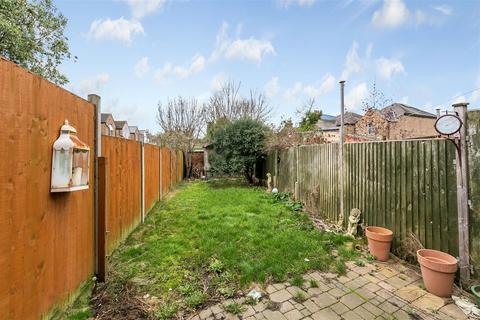 84 Queens Road, Feltham, TW13 5AR