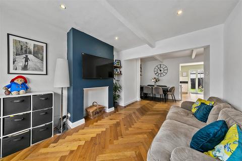 2 bedroom terraced house for sale, Hanworth Road, Hampton