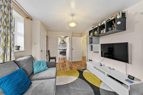 2 bedroom apartment for sale, Rosebank Close, Teddington