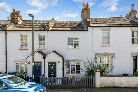 2 bedroom terraced house for sale, York Road, Teddington