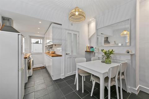 13 Gomer Place, Teddington, TW11 9AR