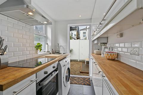 13 Gomer Place, Teddington, TW11 9AR