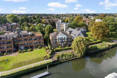 2 bedroom apartment for sale, Manor Road, Teddington