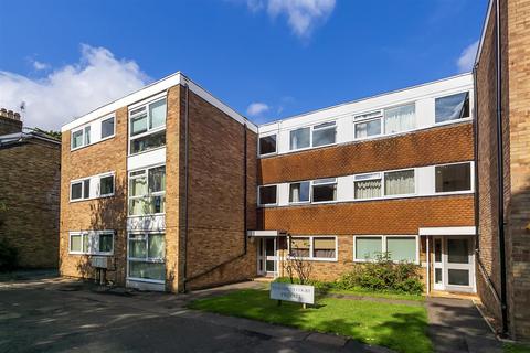 1 bedroom apartment for sale, Hampton Road, Teddington