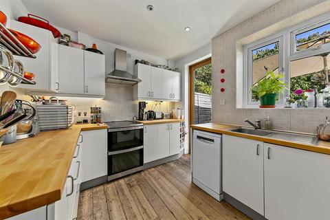 3 bedroom house for sale, St. Marys Avenue, Teddington