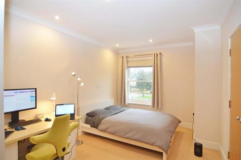 1 bedroom apartment to rent, Langdon Park, Teddington