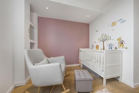 2 bedroom apartment for sale, Dee Road, Richmond