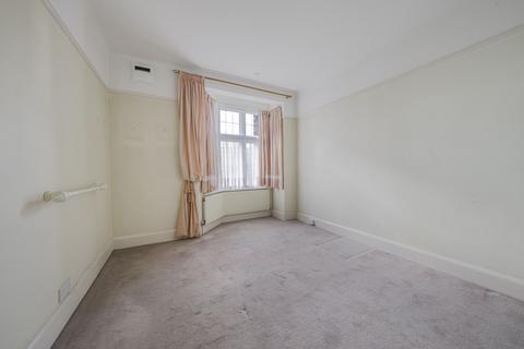 14 The Gateways, Richmond, TW9 2RB