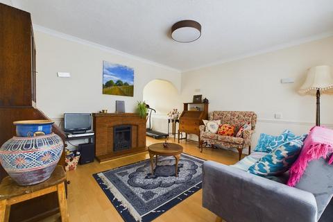 12 Naishcombe Hill, Wick, Bristol, BS30 5QW