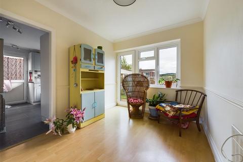 12 Naishcombe Hill, Wick, Bristol, BS30 5QW