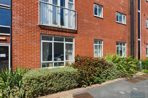 2 bedroom apartment for sale, Ushers Court, Trowbridge BA14