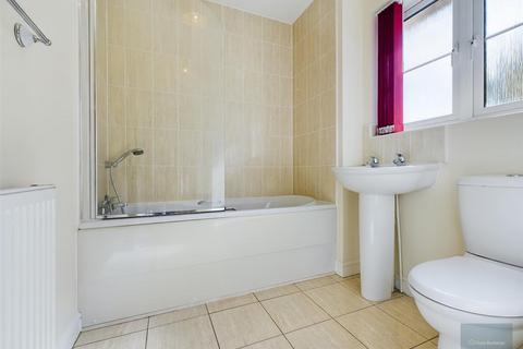18 Lotmead, Staverton, Trowbridge, BA14 6FD