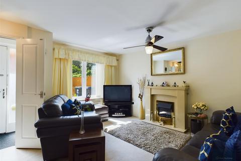 18 Hackett Place, Hilperton, Trowbridge, BA14 7UR