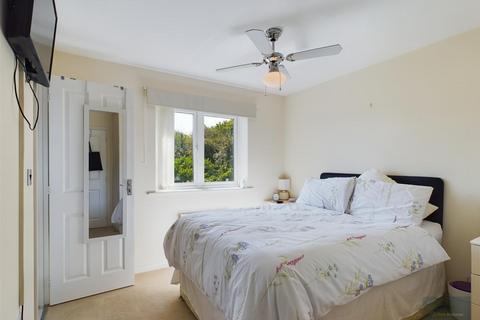 18 Hackett Place, Hilperton, Trowbridge, BA14 7UR