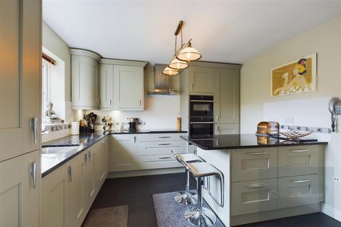 3 Cygnet Way, Staverton, Trowbridge, BA14 8UU