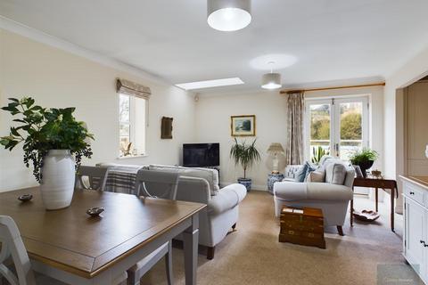 2 bedroom apartment for sale, Stones Court, Bradford on Avon BA15