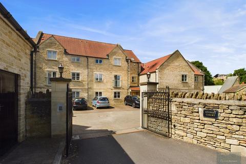 2 bedroom apartment for sale, Stones Court, Bradford on Avon BA15