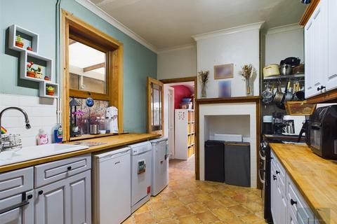 3 bedroom terraced house for sale, Innox Road, Trowbridge BA14